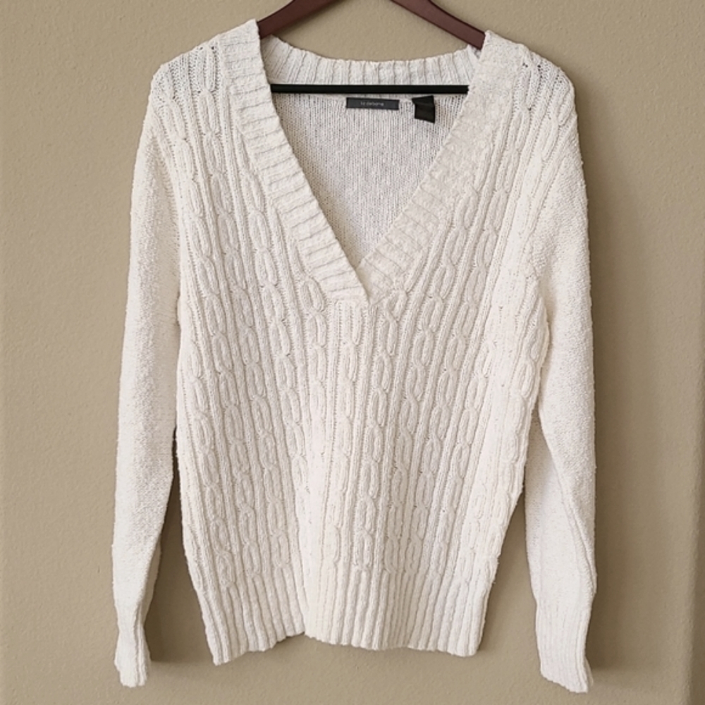 Liz Claiborne v-neck sweater
